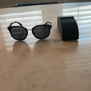 Prada sunglasses (black)